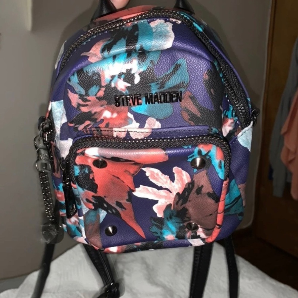 Steve Madden mini backpack